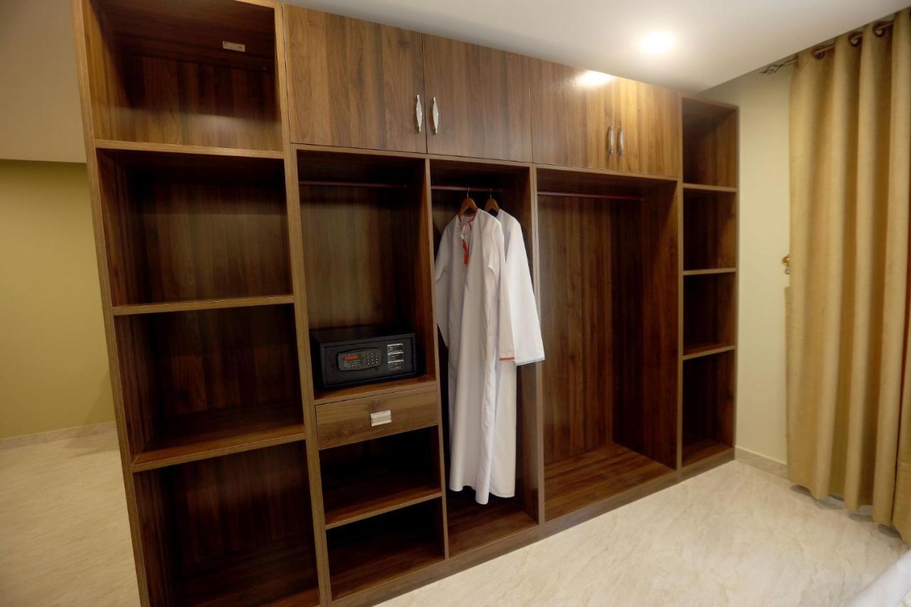 Golden Crown Hotel Alseeb Muscat 外观 照片