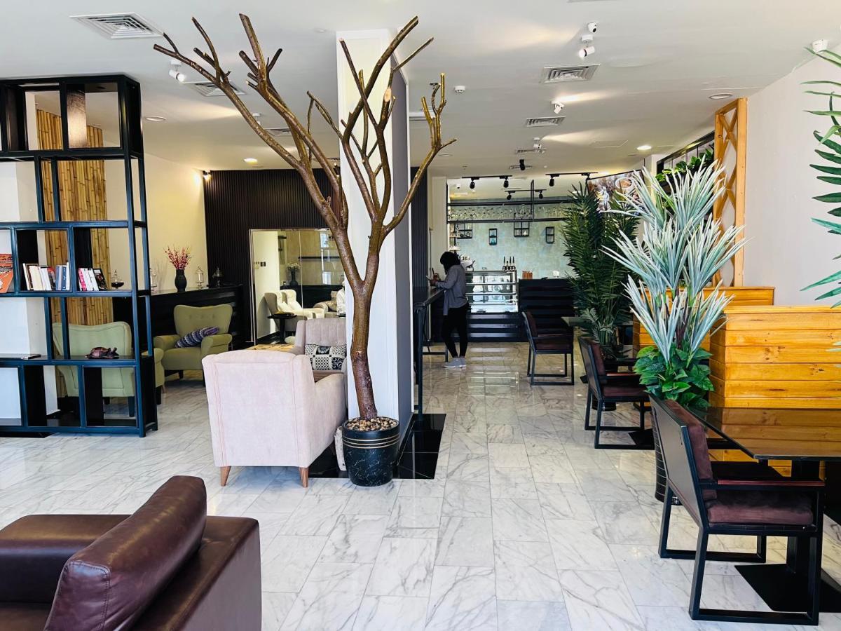 Golden Crown Hotel Alseeb Muscat 外观 照片