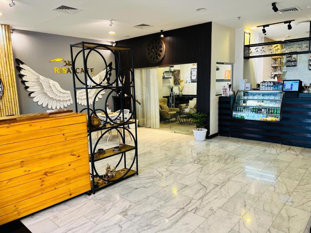 Golden Crown Hotel Alseeb Muscat 外观 照片
