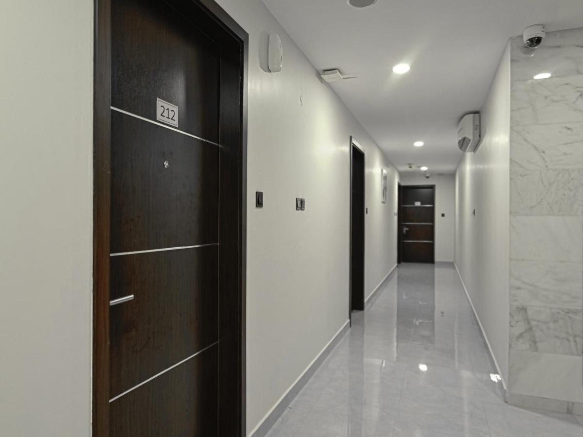 Golden Crown Hotel Alseeb Muscat 外观 照片